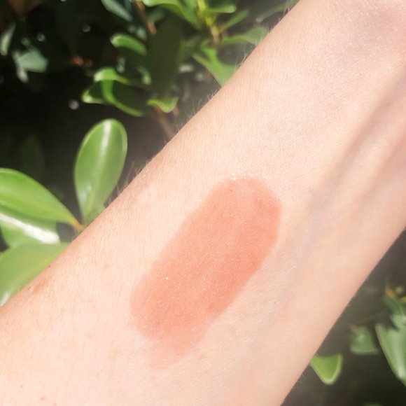 Rosy Mauve Sheer Tint Organic Lip Gloss Plumper Treatment - Picture 9 of 16